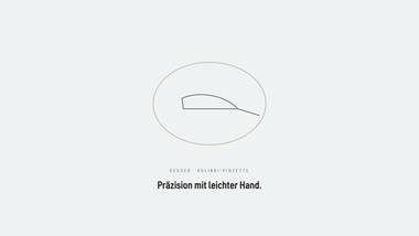 R099 · Abschluss — Lora Lamm — heitere Eleganz